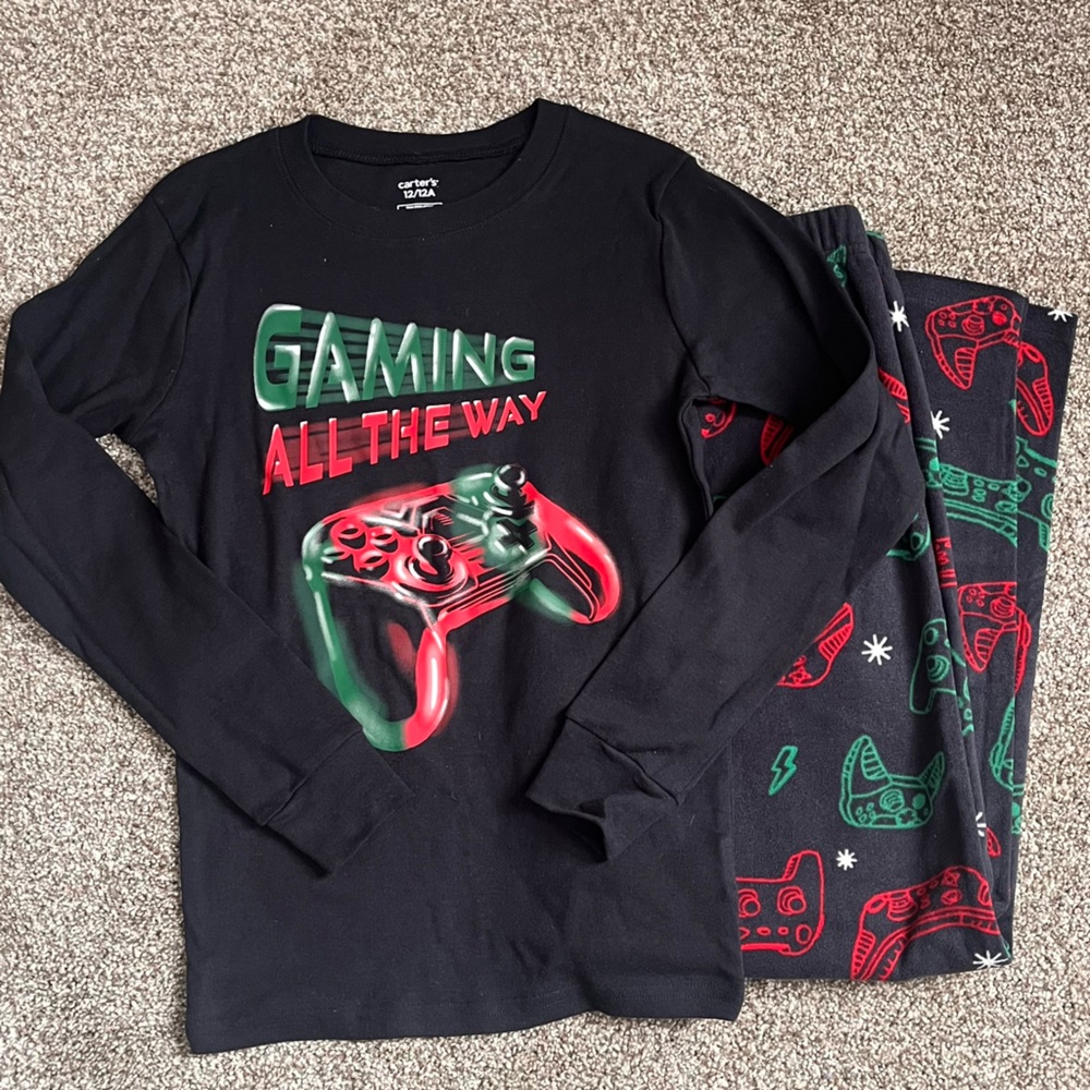 Carter’s Size 12 Gaming Pajama Set with Game Controller Design